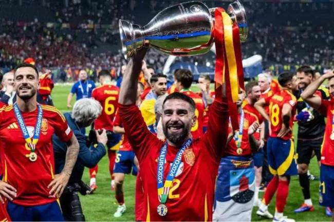 连续4个月零首发！皇马34岁老将沦为铁板凳 换帅也救不了他 未来堪忧