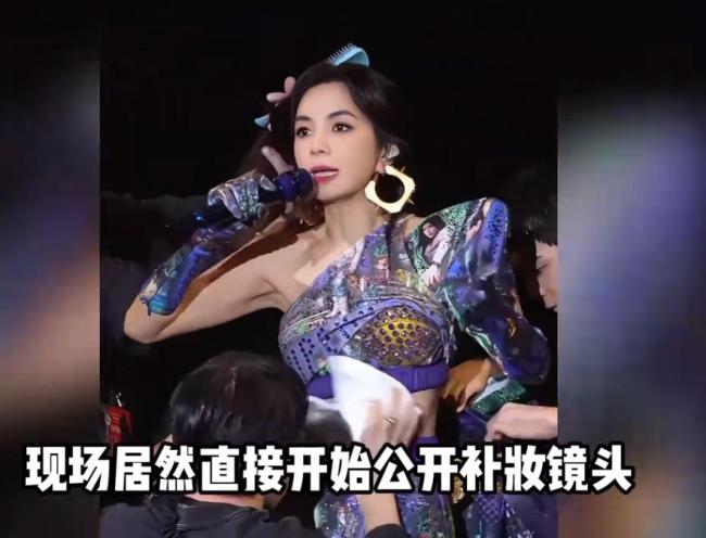 Ella自曝在台上放了个屁 炸场名场合燃烧全场怜惜