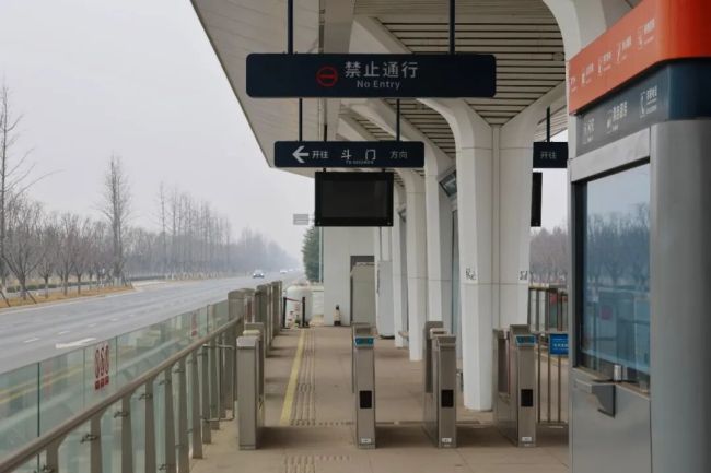 投资7亿的智轨开通不足3年停运了 运营困境显现