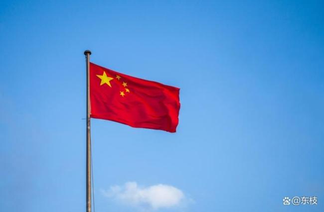 英国首相斯塔默现身三里屯吃云南菜 体验中国文化