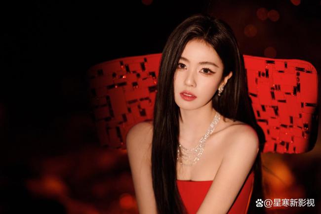 白鹿终于演了她念念演的探案剧 央八接连播出再阐述力