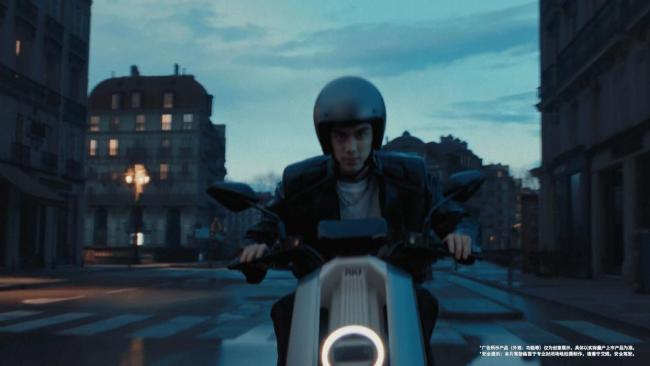 吴磊说勇敢就要小牛少许