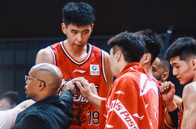 郭艾伦时隔41天首发11中3！广州遭福建双杀 徐昕两双状元18 6帽 广州遗憾吞2连败