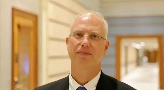 斯塔默引用成语求同存异期待中英关系 经贸合作新篇章