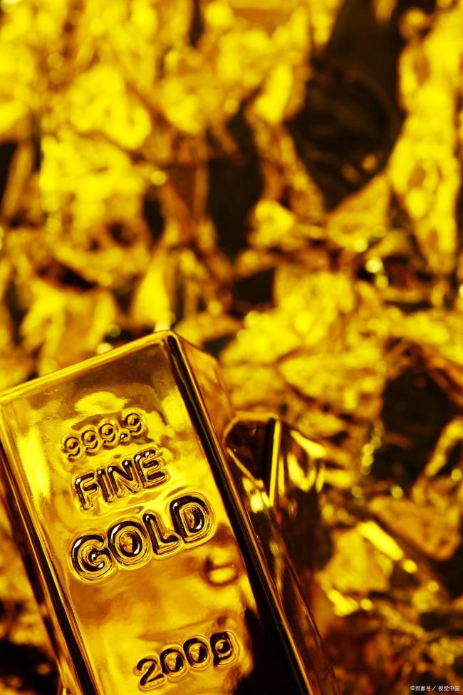 女子10年前买408克金条 金价已翻5倍 实物黄金的信任胜利