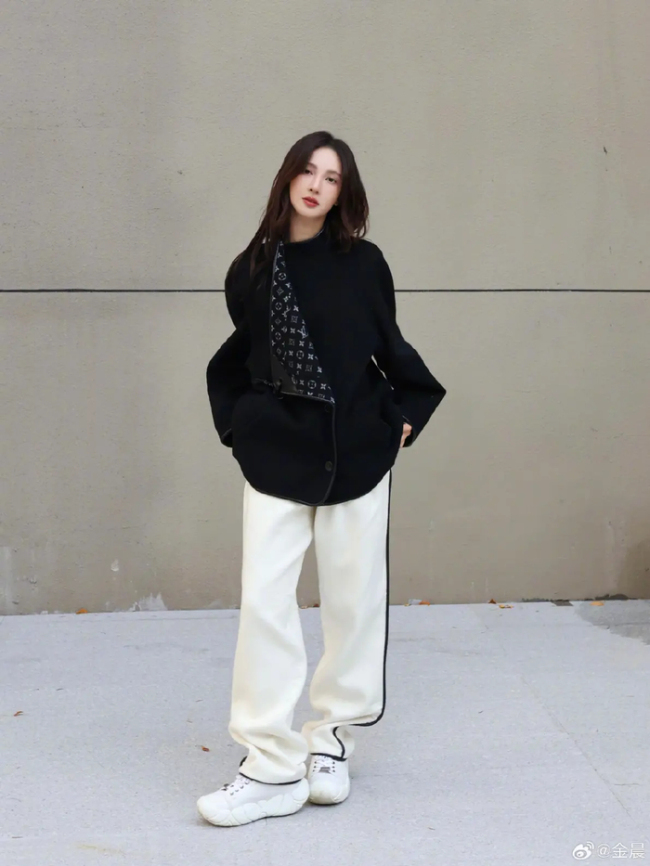 金晨逃遁顶包争议应有个显著说法 千里默背后的真相