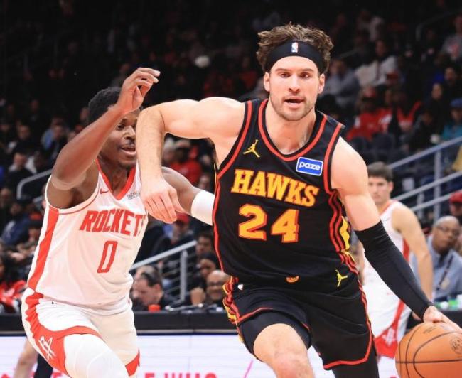 杜兰特31分，火箭大捷老鹰 杜兰特第三节爆发破僵局