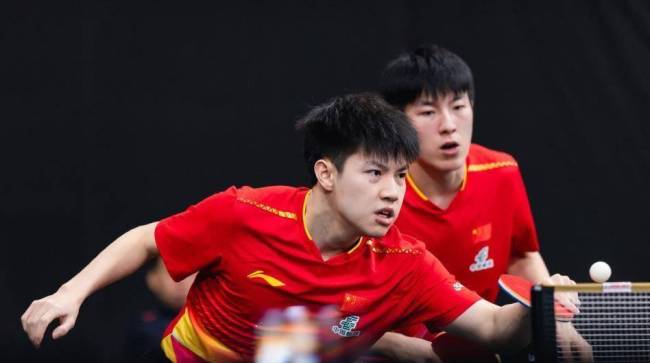 黄友政3-2战胜袁励岑晋级四强 国乒男单的“独苗”希望
