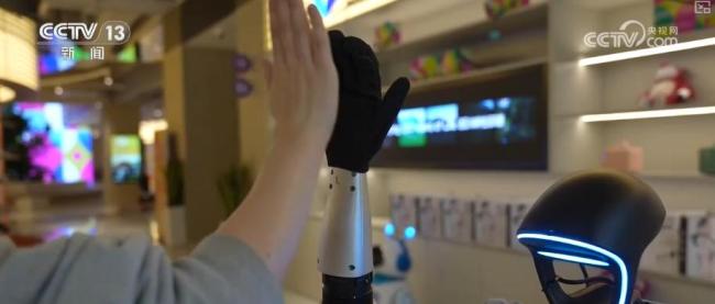 科技如何服务“银发族” 技术装备融合养老服务