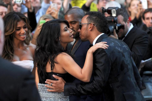 曝汉密尔顿与金·卡戴珊夜会 奢华浪漫之夜