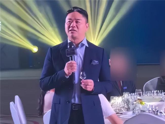 京东：春节9天发超13亿元给一线职工