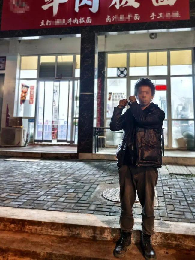 男子盗面馆零钱警方破案 24小时速擒贼