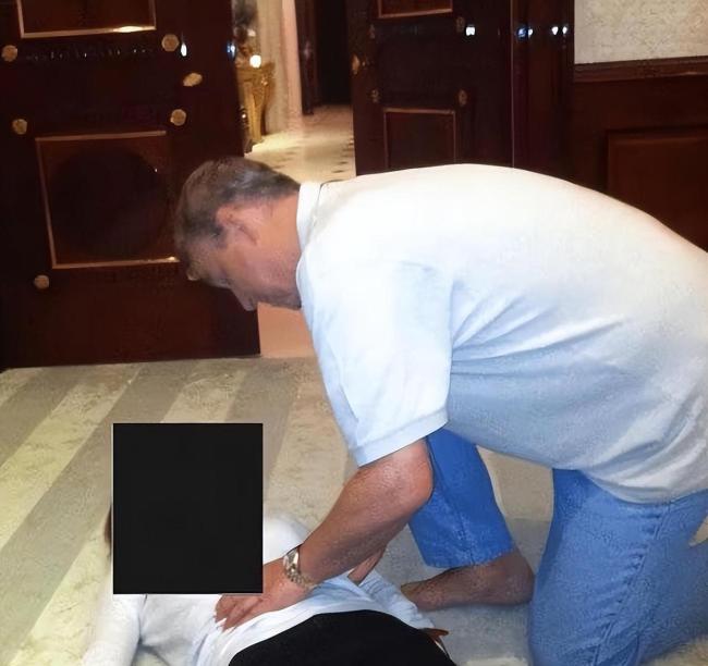 爱泼斯坦死亡疑云再添关键爆料人 证据曝光揭露权贵真相