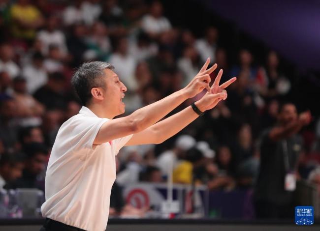 中国男篮备战世预赛21人名单有讲究