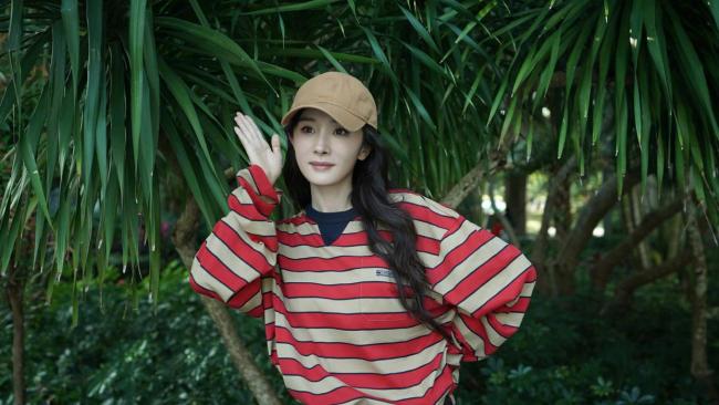 微博之夜红毯 明星阵容豪华引发热议