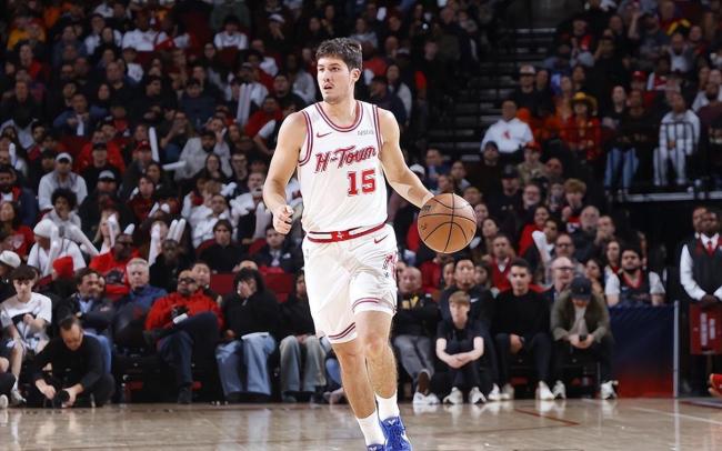 凯尔特东谈主轻取火箭 杜兰特复出15分 残阵绿军豪取四连胜