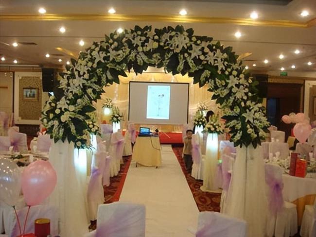 女子腹痛3天就医被告知将临盆 十年备孕终得子