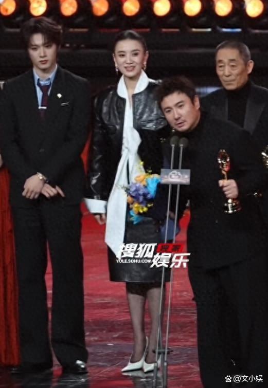 沈腾忘词张艺谋宋佳杨幂刘耀文笑疯了