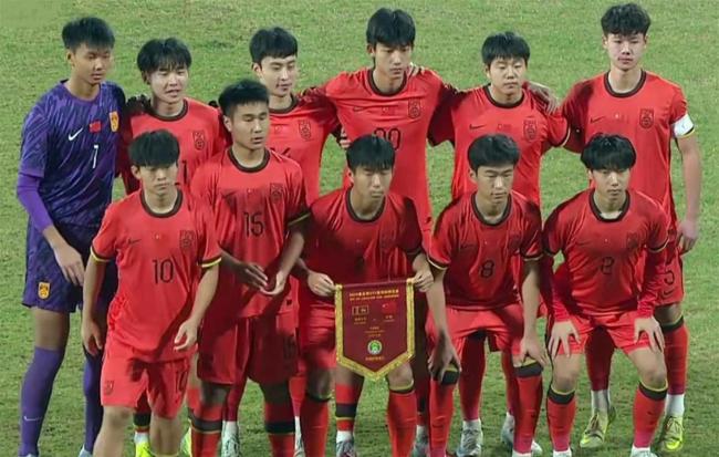 中国足球扬眉吐气！19天3赢亚洲冠军 青训成果显著