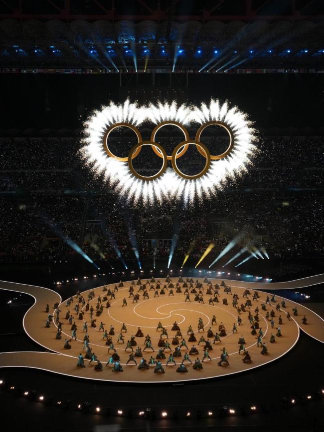 冬奥会开幕式颜料管真落下“颜料”了 色彩盛宴开启冬奥旅程