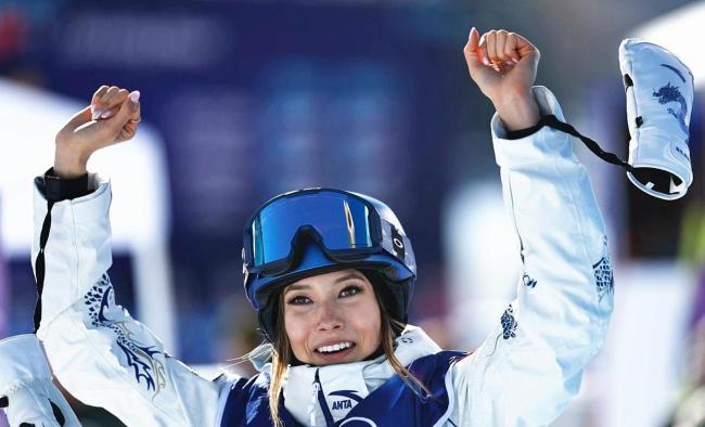 谷爱凌晋级后给与采访:期待决赛 逆袭告成展施行力