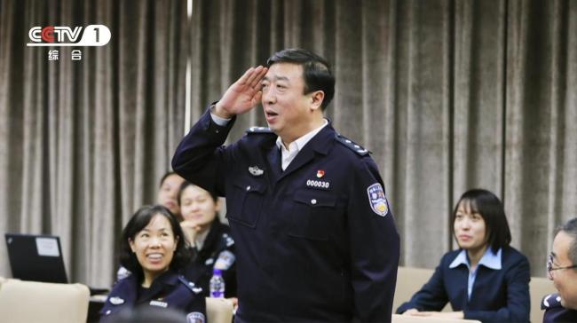 从警36年，他始终愿作一颗石子 铺就平安畅途