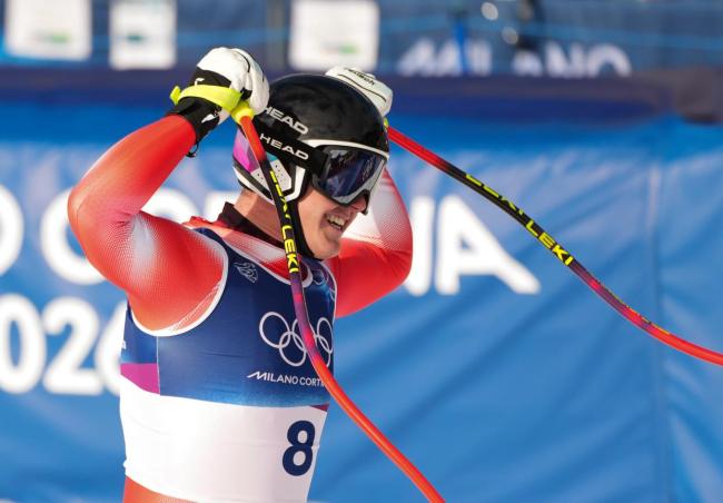 米兰冬奥会首金产生 瑞士选手冯阿尔曼夺冠