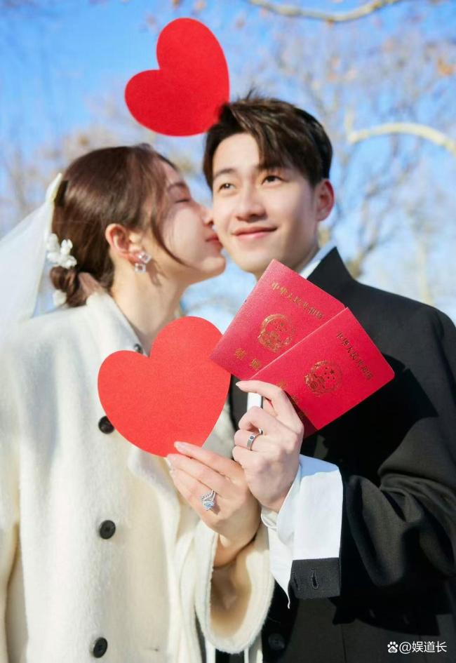 马琳远程收看王昶求婚钱天一 浪漫求婚感动全场