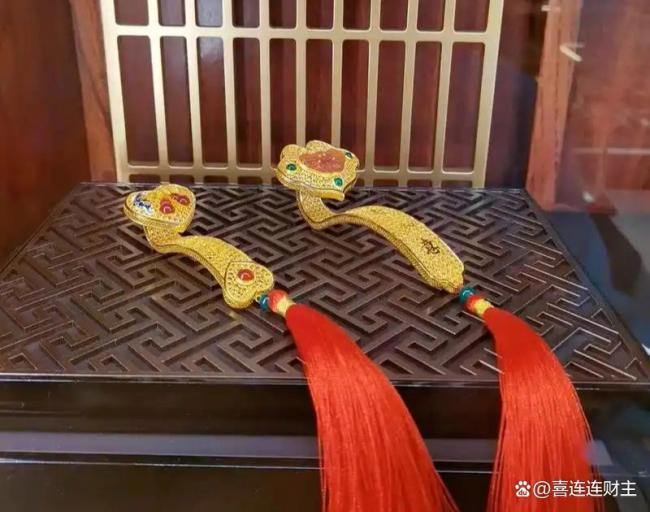 黄金回购潮下的冷念念考 商场波动风险加重