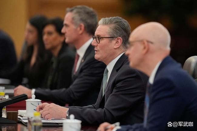 爱泼斯坦案会导致斯塔默下台吗 英国政坛陷入混乱