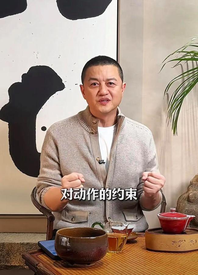 董宇辉要求保密捐款具体金额 低调行善引发争议