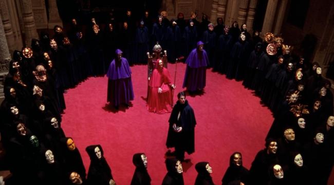 这部电影预言了爱泼斯坦案 揭示神秘社会丑陋真相