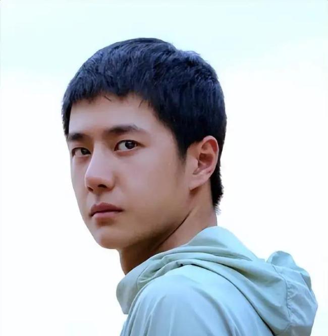 王一博脚痒念念攀冰了吧 顶流的超卓选拔