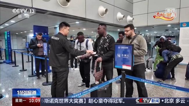 從“飛不到” 到“隨便飛” 支線機(jī)場(chǎng)拉近家的距離