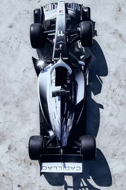 凯迪拉克F1车队发布2026赛季新车涂装!双面策动轰动亮相