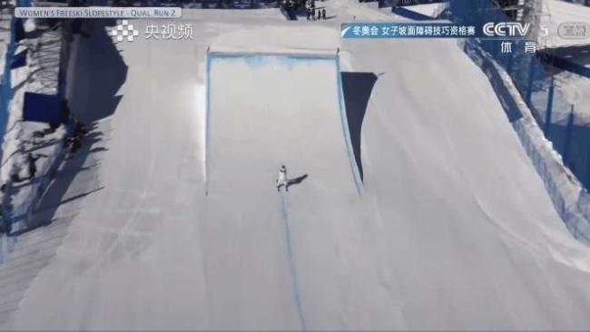 上咪咕见证谷爱凌冲金 三东说念主联袂闯决赛