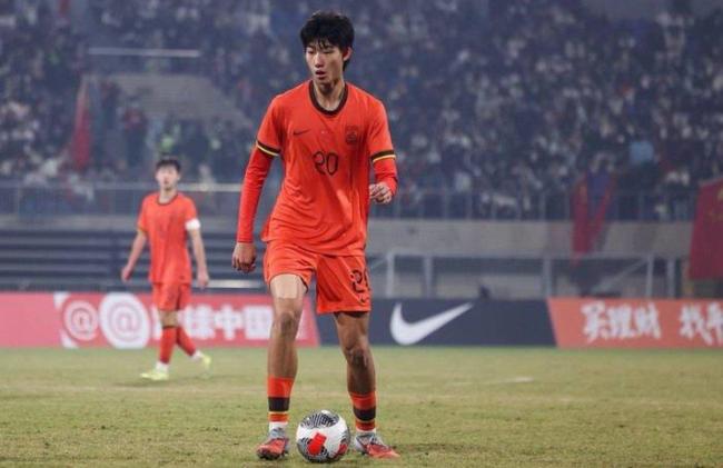 8场14球!中国足球16岁新星精明