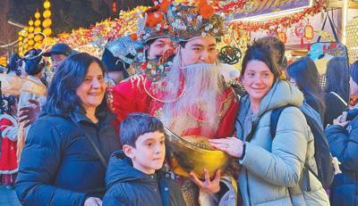 为什么外国人想来中国过春节 体验真实中国年