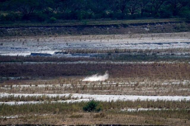 轰炸机实弹训练震撼来袭 南海局势紧张升级