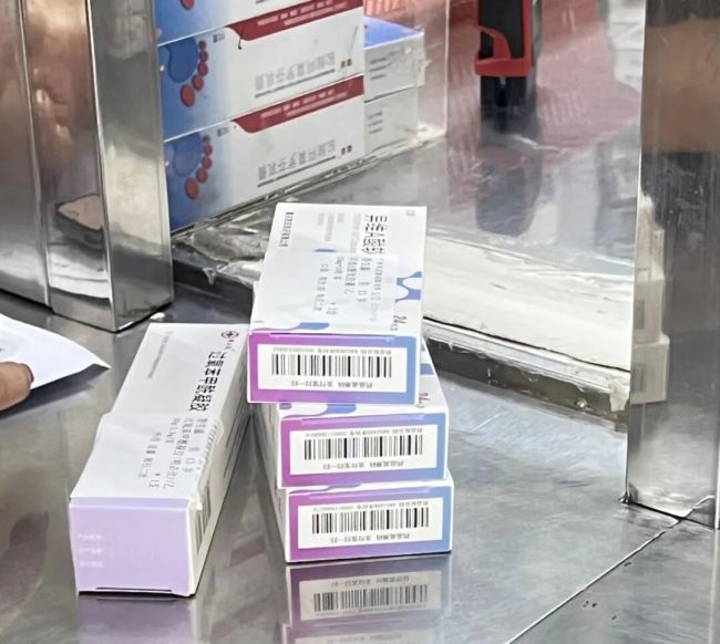 祛痘神药存抑郁和自裁意念等精神风险 年销超4亿药品引争议