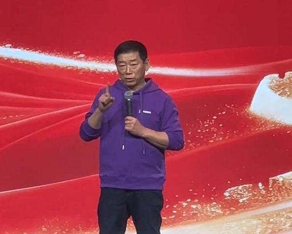 魏建军谈中国汽车与欧美日韩差距 需谦虚学习