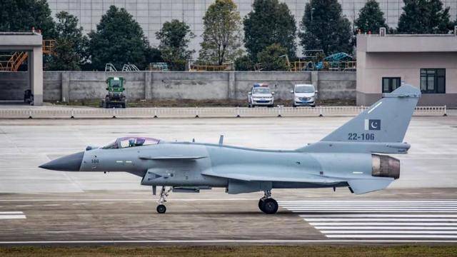 中方送伊朗歼-20模型传递何种信号 战略信号引发关注