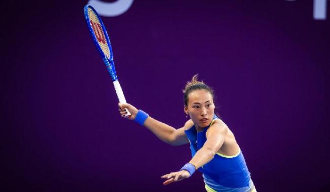 郑钦文击败帕克斯 复出之后两连胜 晋级16强