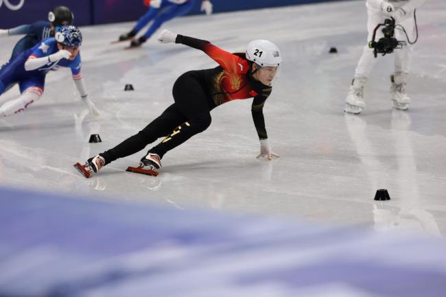 冬奥会短道速滑女子500米预赛：中国三名运动员全部晋级，顺利挺进四分之一决赛