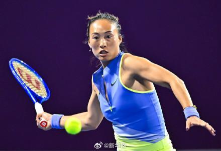 郑钦文鏖战近3小时晋级16强