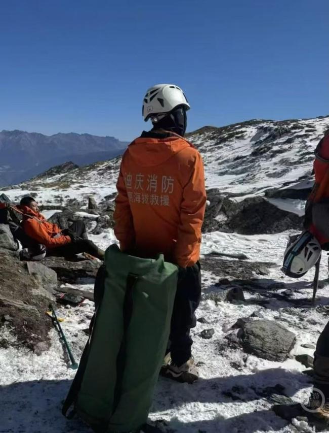 4东谈主神湖徒步被困3东谈主获救1东谈主失联 雪季风险高不宜赶赴