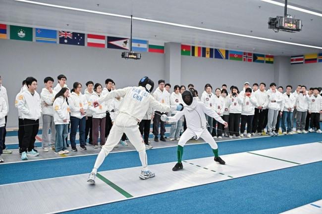 宁波东方理工大学开启首个冬令营 科学探索点燃未来希望