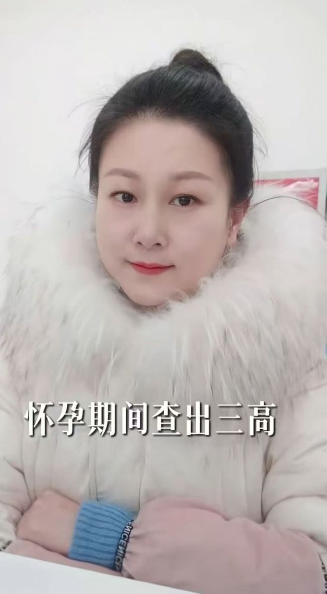 男子照料瘫痪妻子2年感动网友