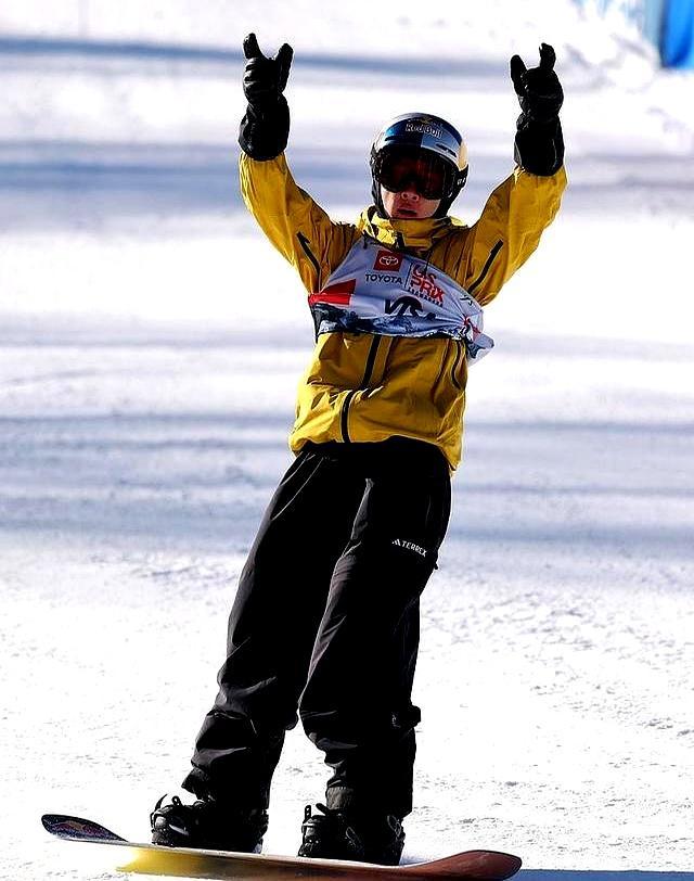 一觉醒来中国队冬奥奖牌加一 苏翊鸣铜牌含金量高