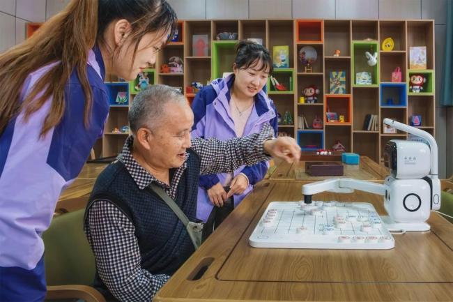 成都向困难群众发放春节补贴 温暖过冬有保障